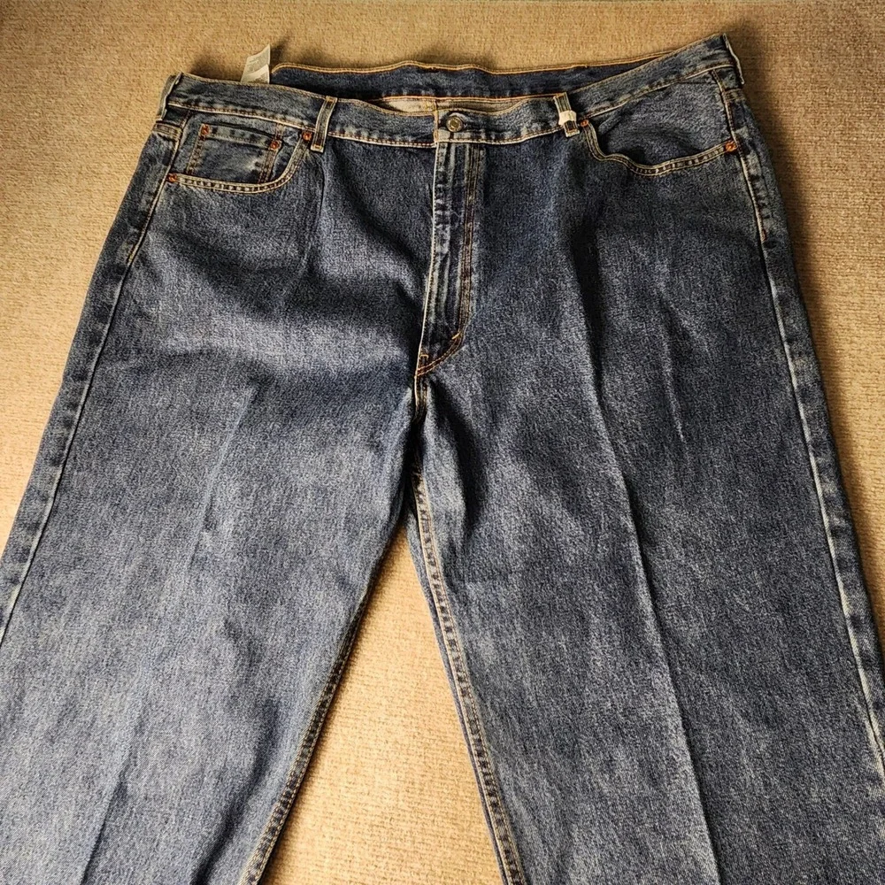 Levi's 550 Relaxed Fit Mens 48x30 Blue Medium Wash Jeans Excellent 01550-4886